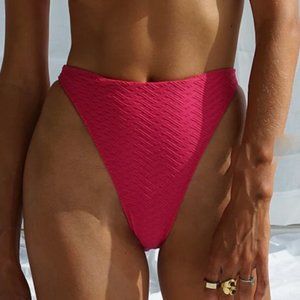 NWT YLLW THE LABEL Larsen Textured Bikini Bottoms Fuchsia Pink XS S